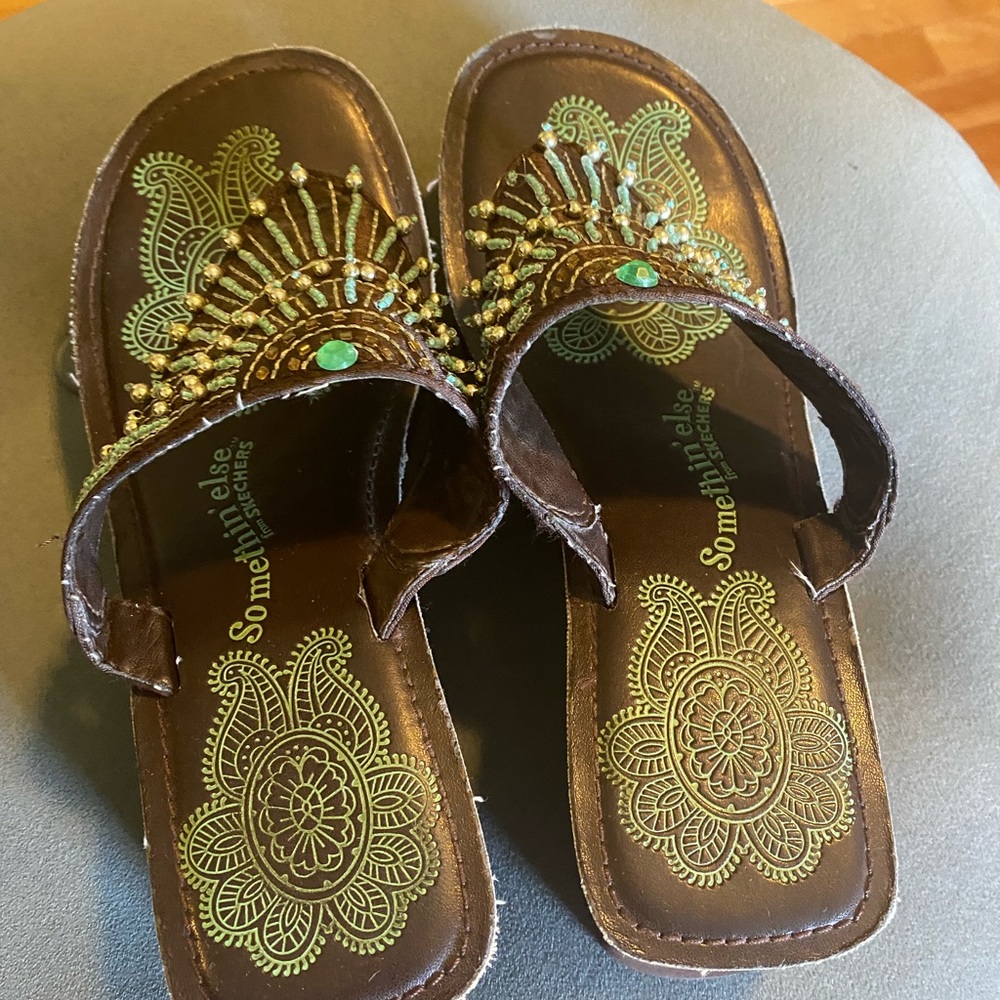Sketchers wedge sandals